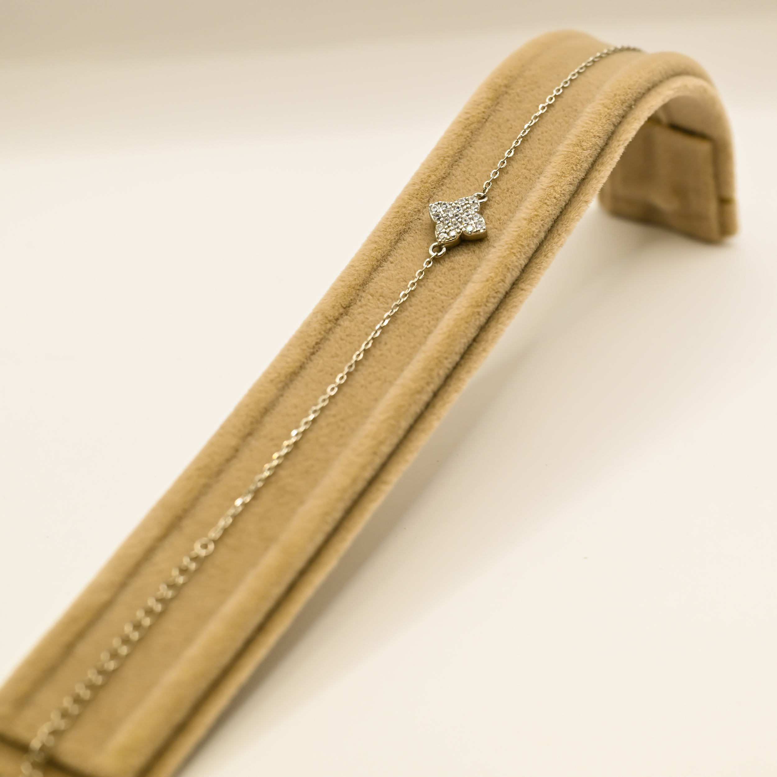 "LUNA CHARM" BRACELET