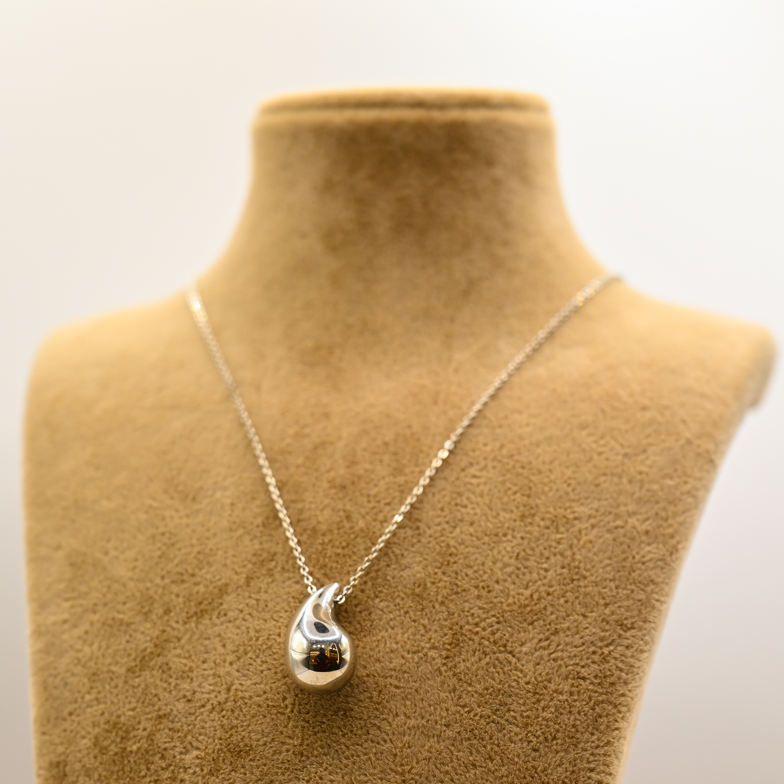 "ELYSIAN DROP" NECKLACE