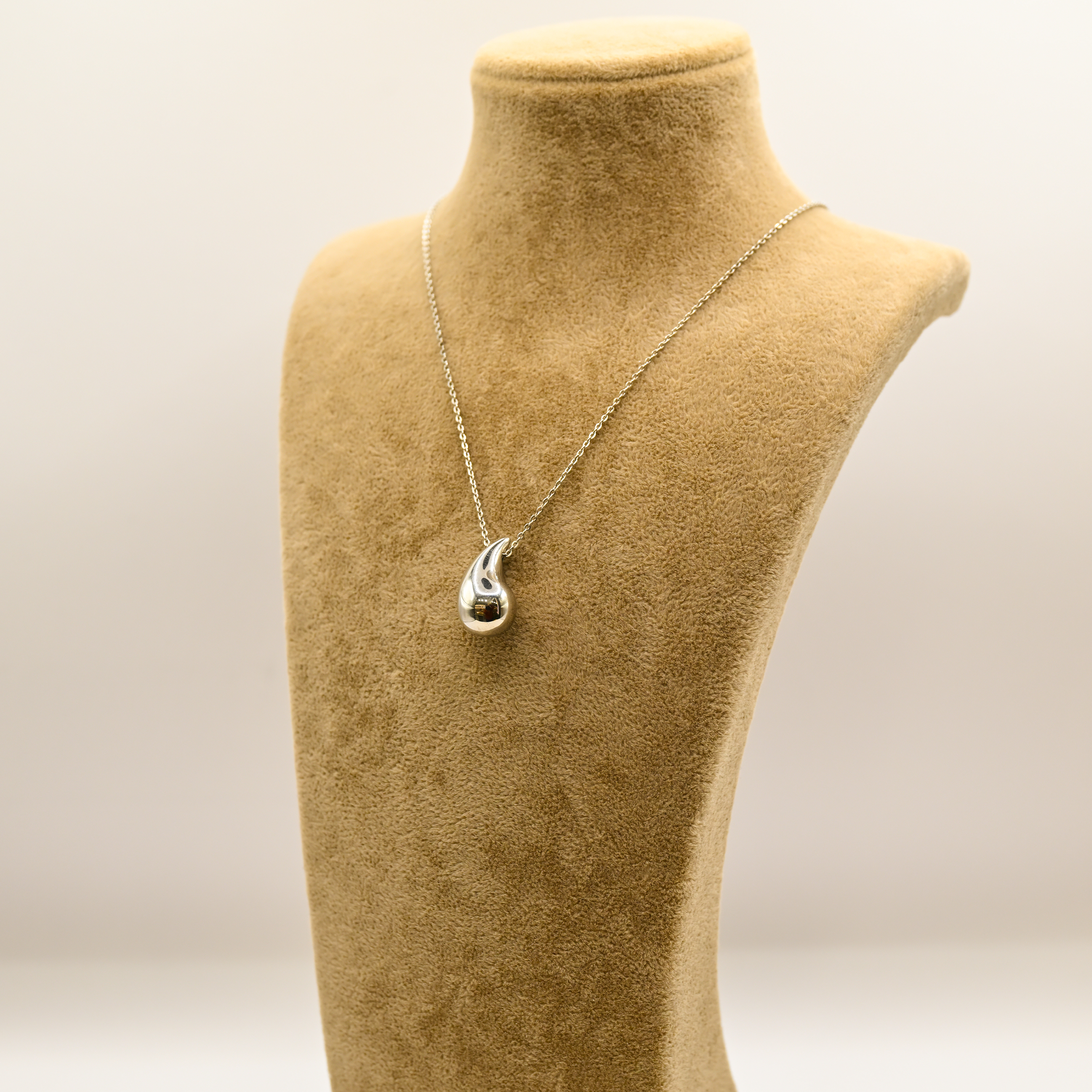 "ELYSIAN DROP" NECKLACE