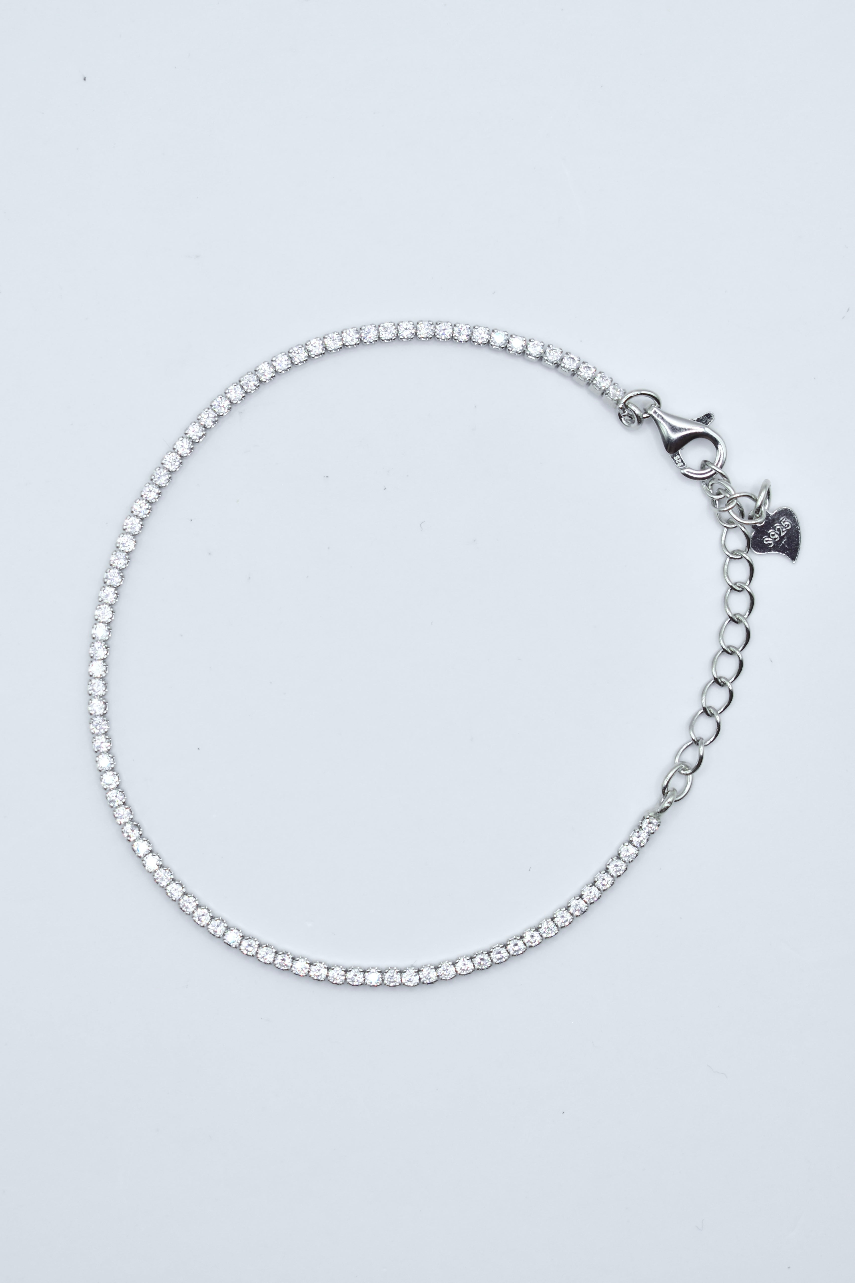 "CLASSIC" TENNIS BRACELET