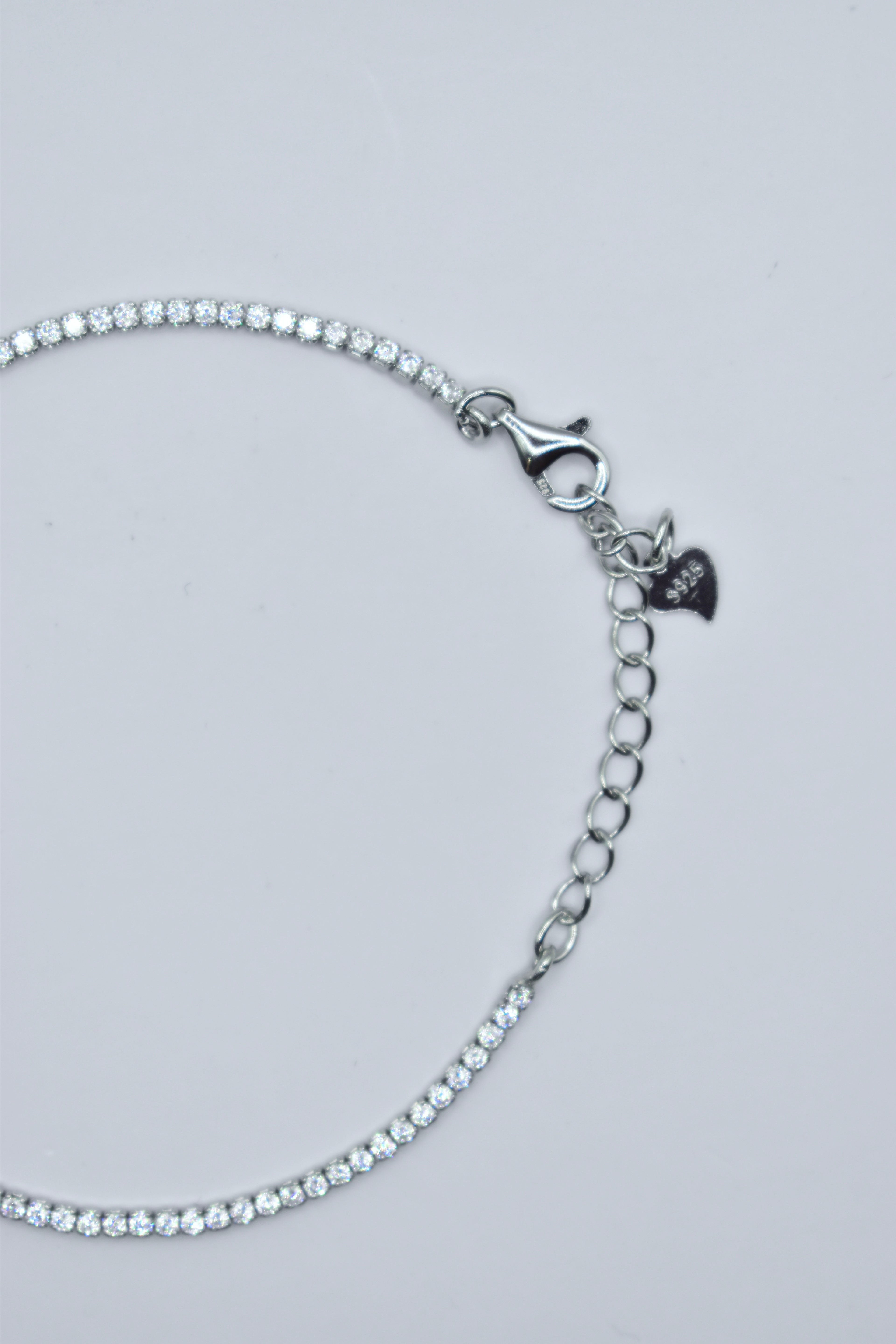 "CLASSIC" TENNIS BRACELET