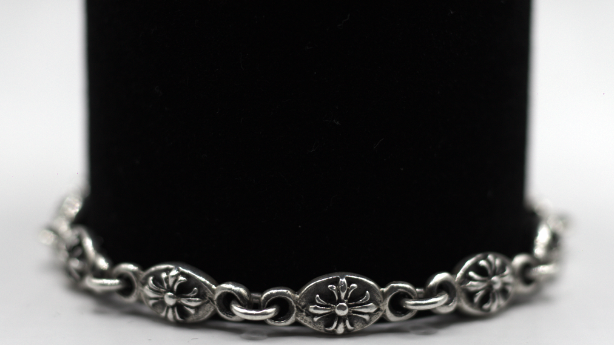 FLORAL CROSS BRACELET