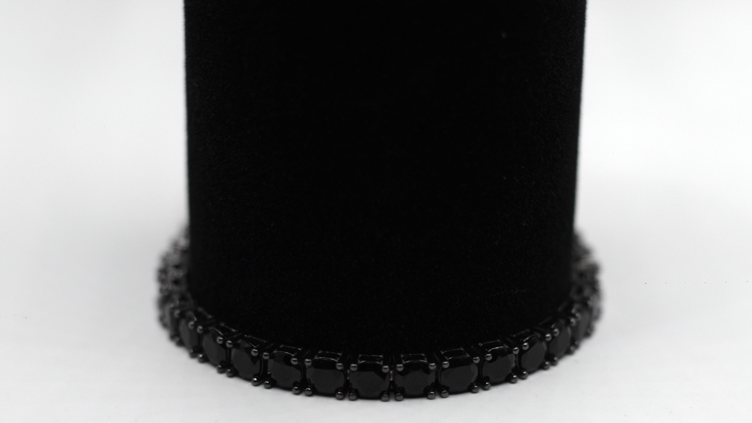 BLACK STONE TENNIS BRACELET